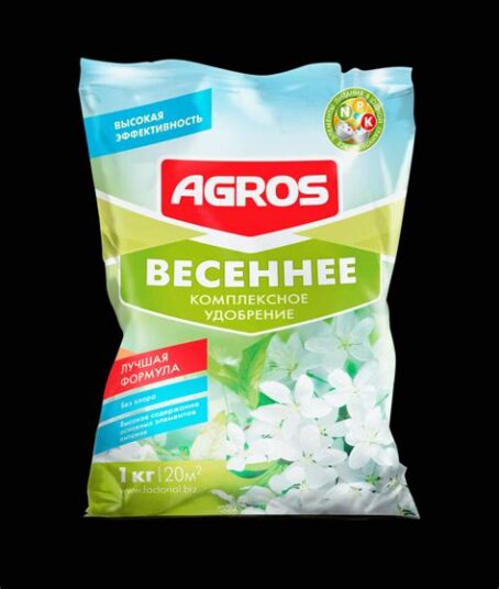 Удобрение комплексное ВЕСЕННЕЕ  лучшая формула 1кг