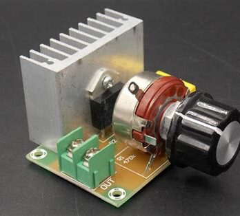 Регулятор яркости ТДМ ЛАДОГА ОП диммер 600w