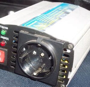 Инвертор автомобильный DCI-305С